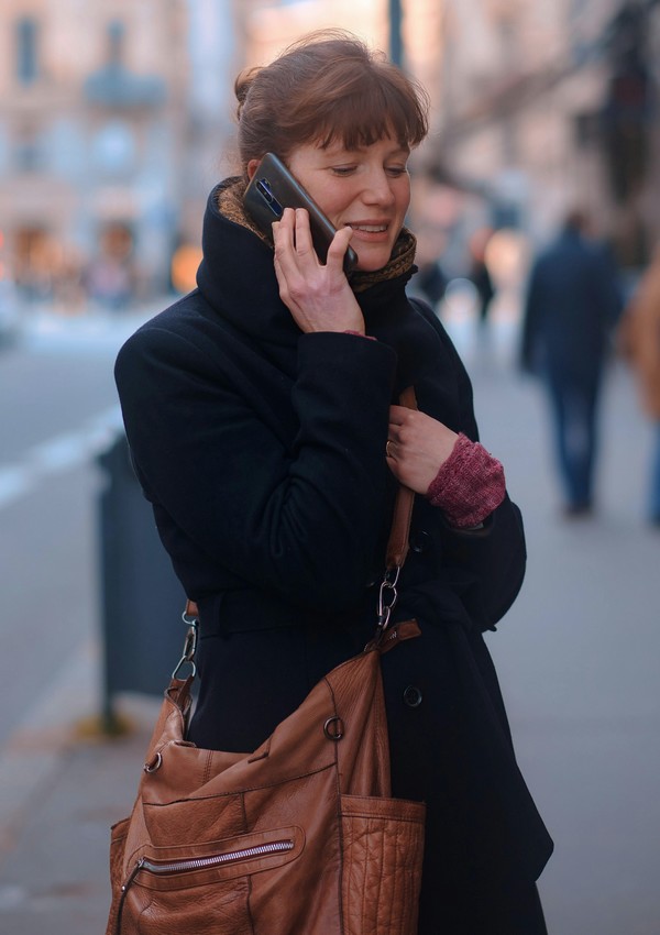 Evolution du sac bandoulière femme dans la mode actuelle